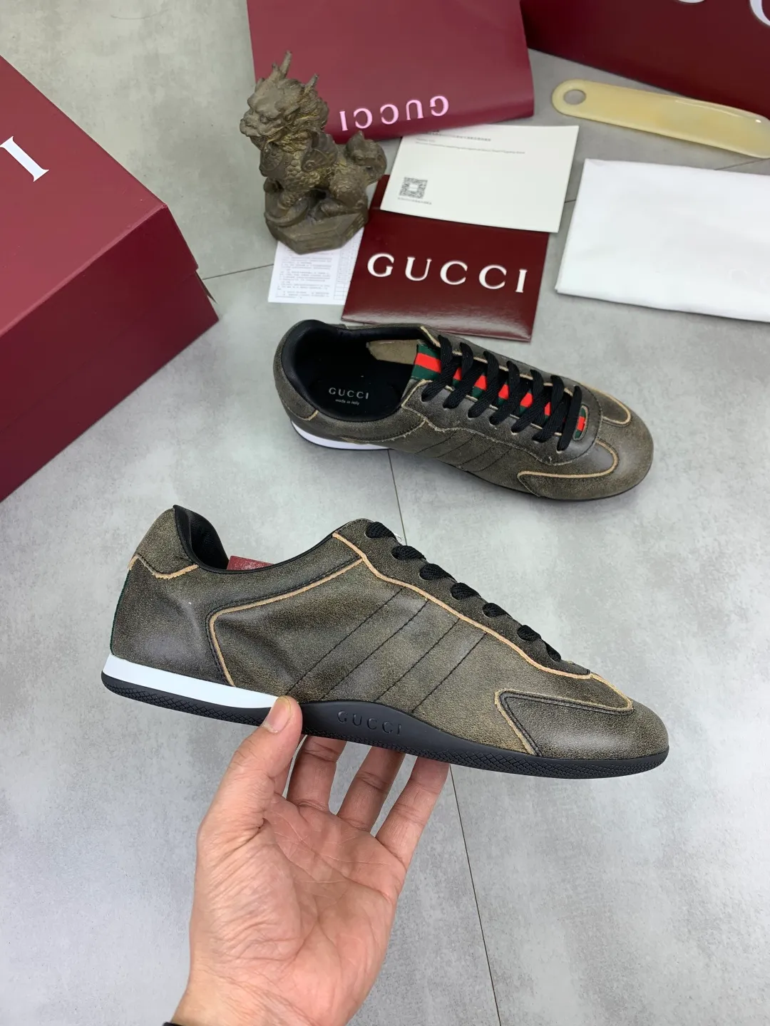 Men's shoes 💰P542 💰[New model] 🆘 The latest model from Gucci's official website 🎁Classic casual and fashionable men's shoes 👟Breaking hot model 💥The style is simple and elegant, exclusive for trendy men. Unique official website's latest brand elements 👑Gucci original decoration, fashionable and generous, the fabric is made of original soft calfskin➕Comfortable soft pigskin lining ✅The official website specifies wear-resistant rubber outsole_full of elasticity, classic model taken in real life🎬Color: 5️⃣colors available😍Number: 35-44